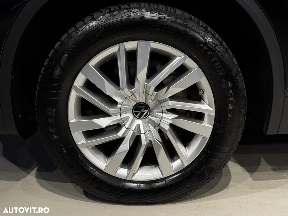 Volkswagen Touareg - 9