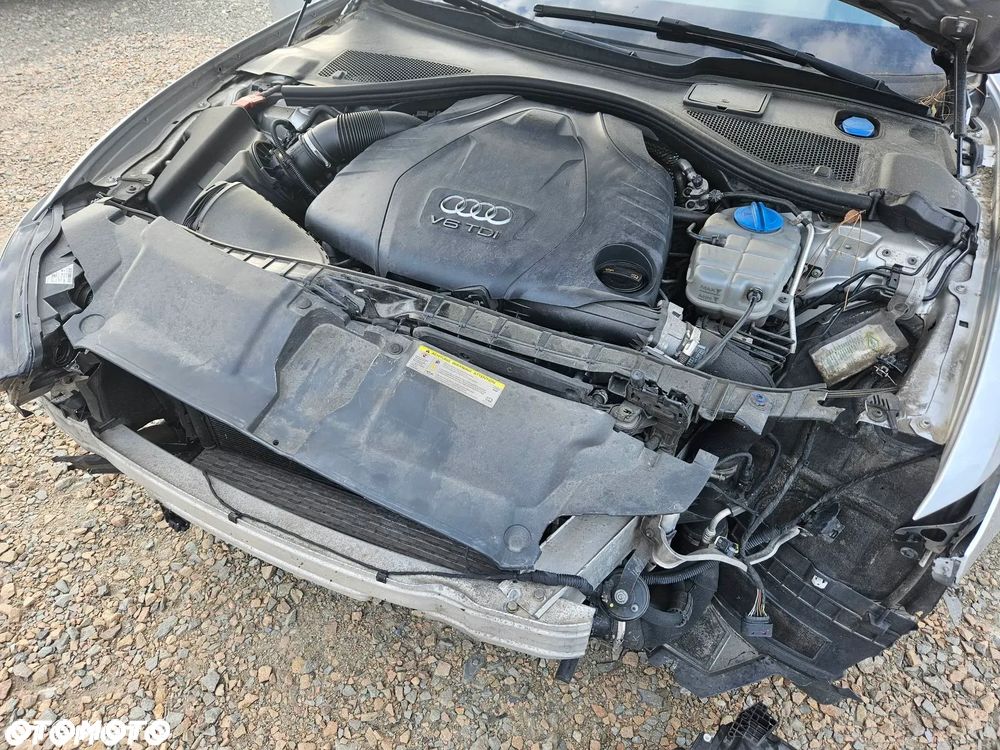 Audi A6 Avant 3.0 TDI DPF quattro S tronic sport selection - 13