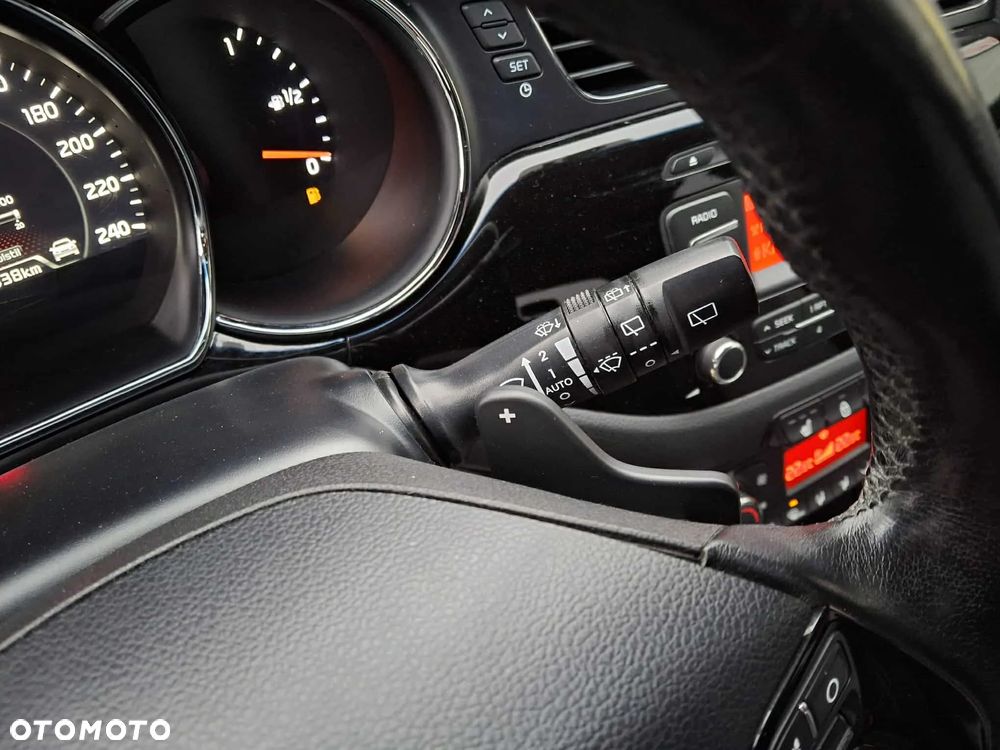 Kia Ceed 1.6 CRDi 128 Spirit - 24