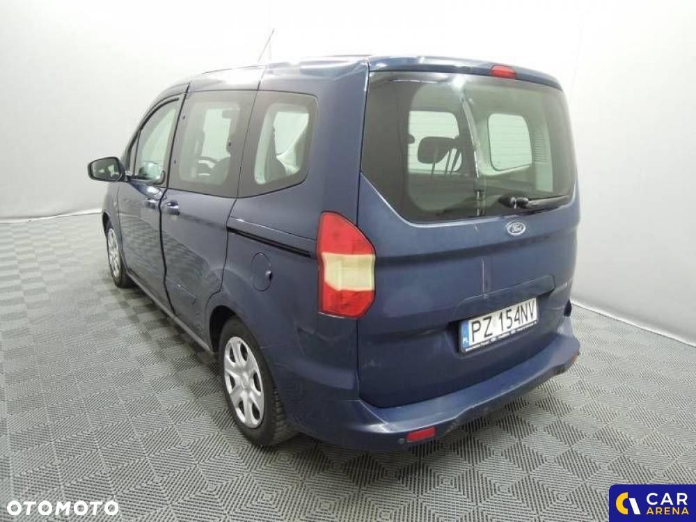 Ford Tourneo Courier - 5
