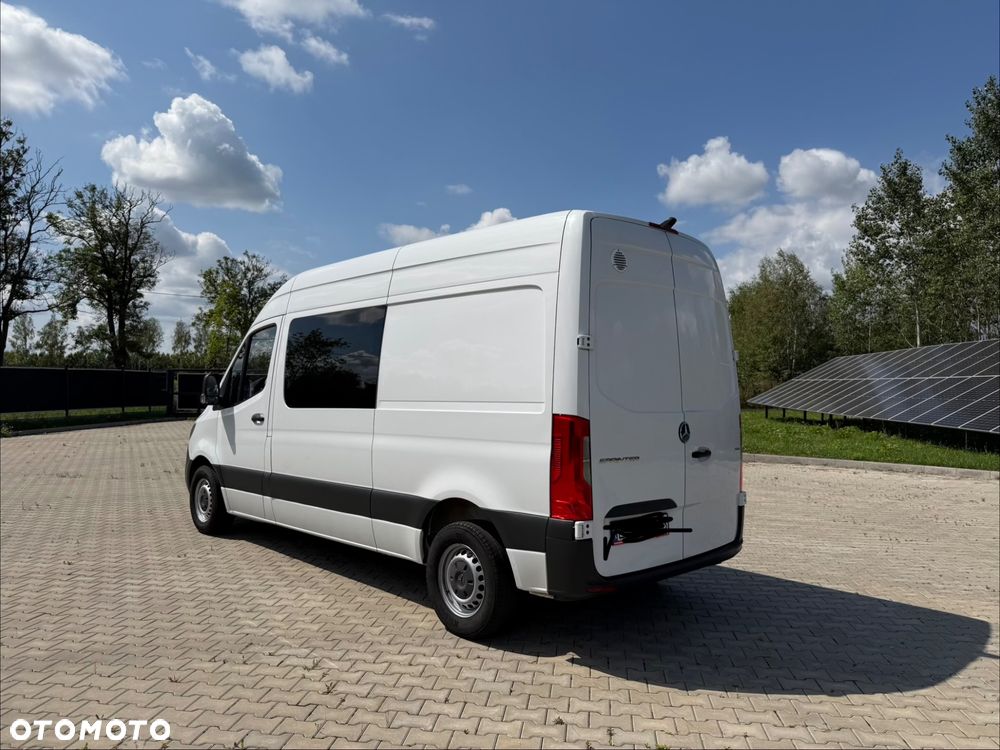 Mercedes-Benz Sprinter - 5