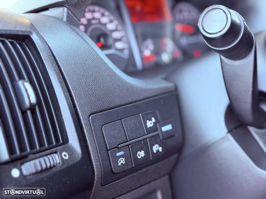 Peugeot Boxer 2.2 BLUEHDI 330 L1H1 PRO C/IVA DEDUTÍVEL - 15