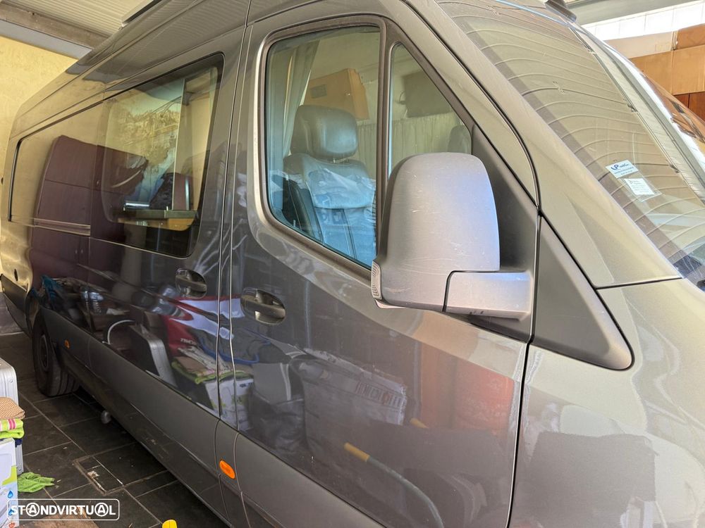 Mercedes-Benz Sprinter - 17