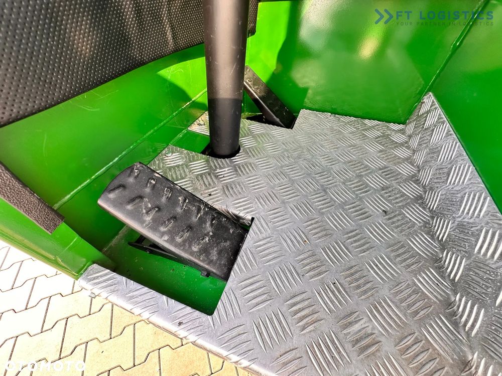 Combilift C4000 / TRIPLEX / 4900MM / GAZ / WOLNY SKOK / PRZESÓW WIDEŁ / JAK NOWY - 20