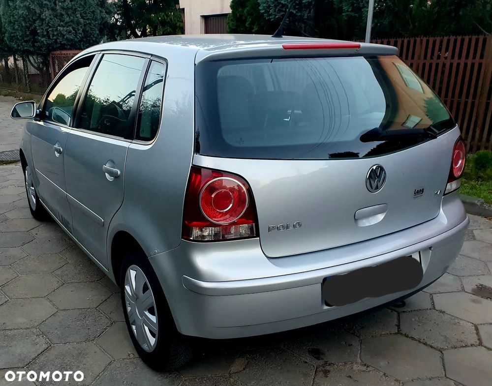 Volkswagen Polo 1.4 16V Comfortline - 12