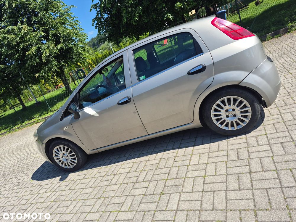Fiat Punto - 4