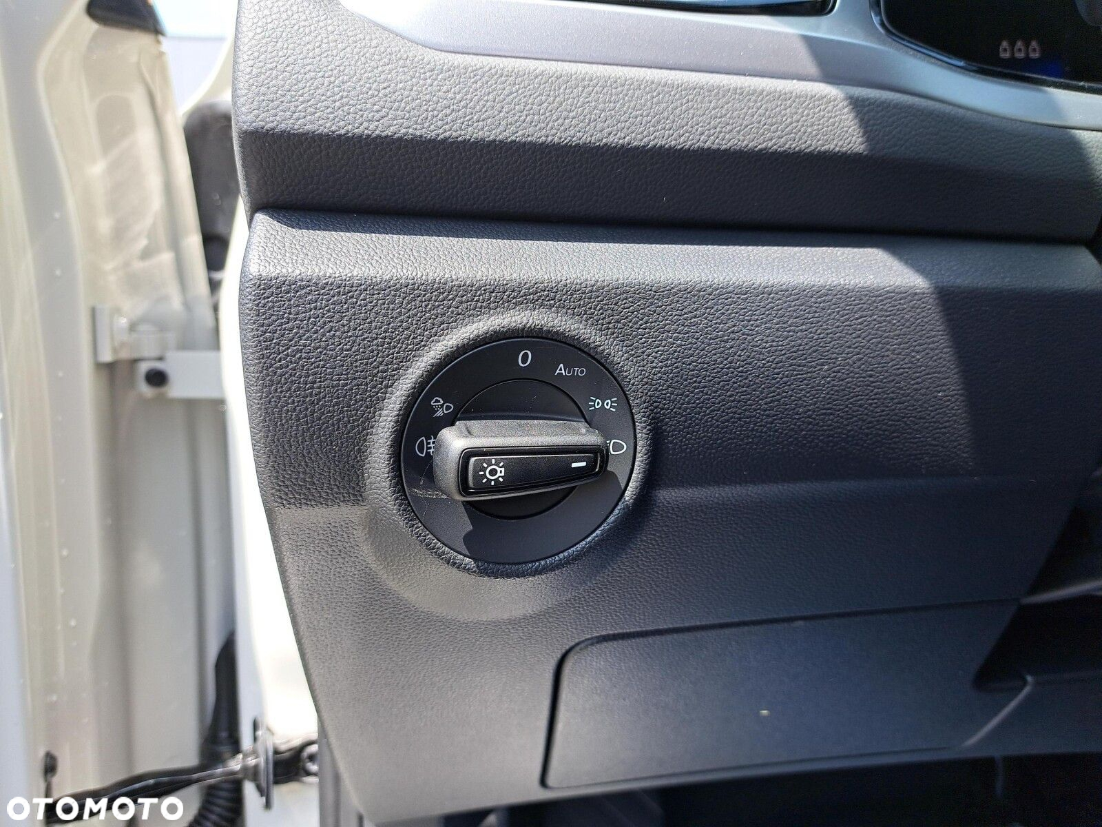 Volkswagen T-Roc 1.5 TSI Life Plus DSG - 22