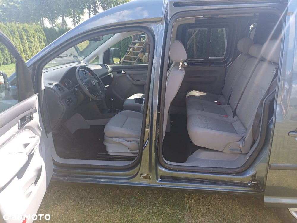Volkswagen Caddy Life - 11