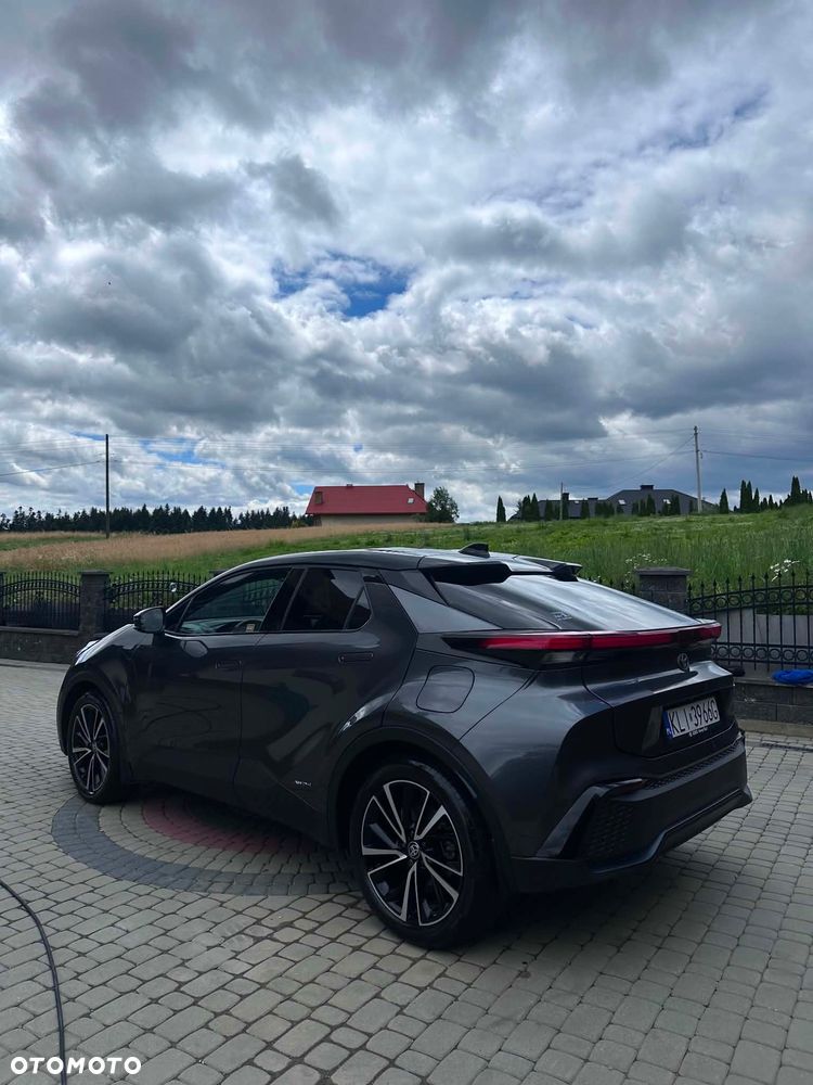 Toyota C-HR 2.0 Hybrid Dynamic Force Executive AWD - 2