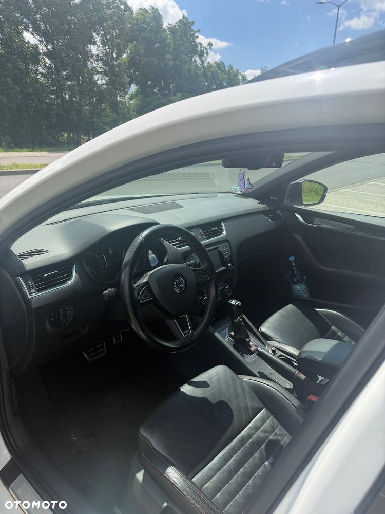 Skoda Octavia 2.0 TDI RS DSG - 5
