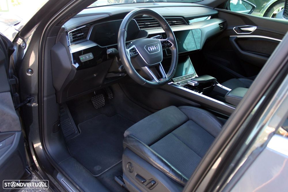 Audi e-tron 55 quattro S line - 8