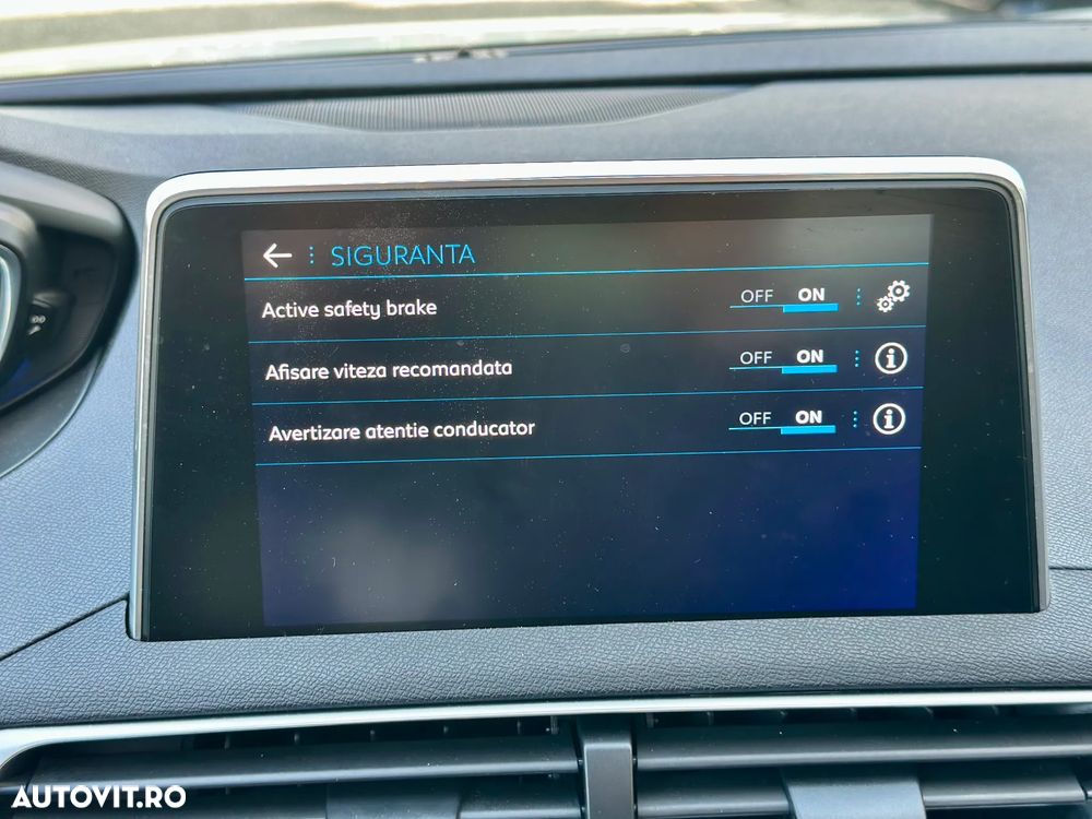 Peugeot 3008 - 32