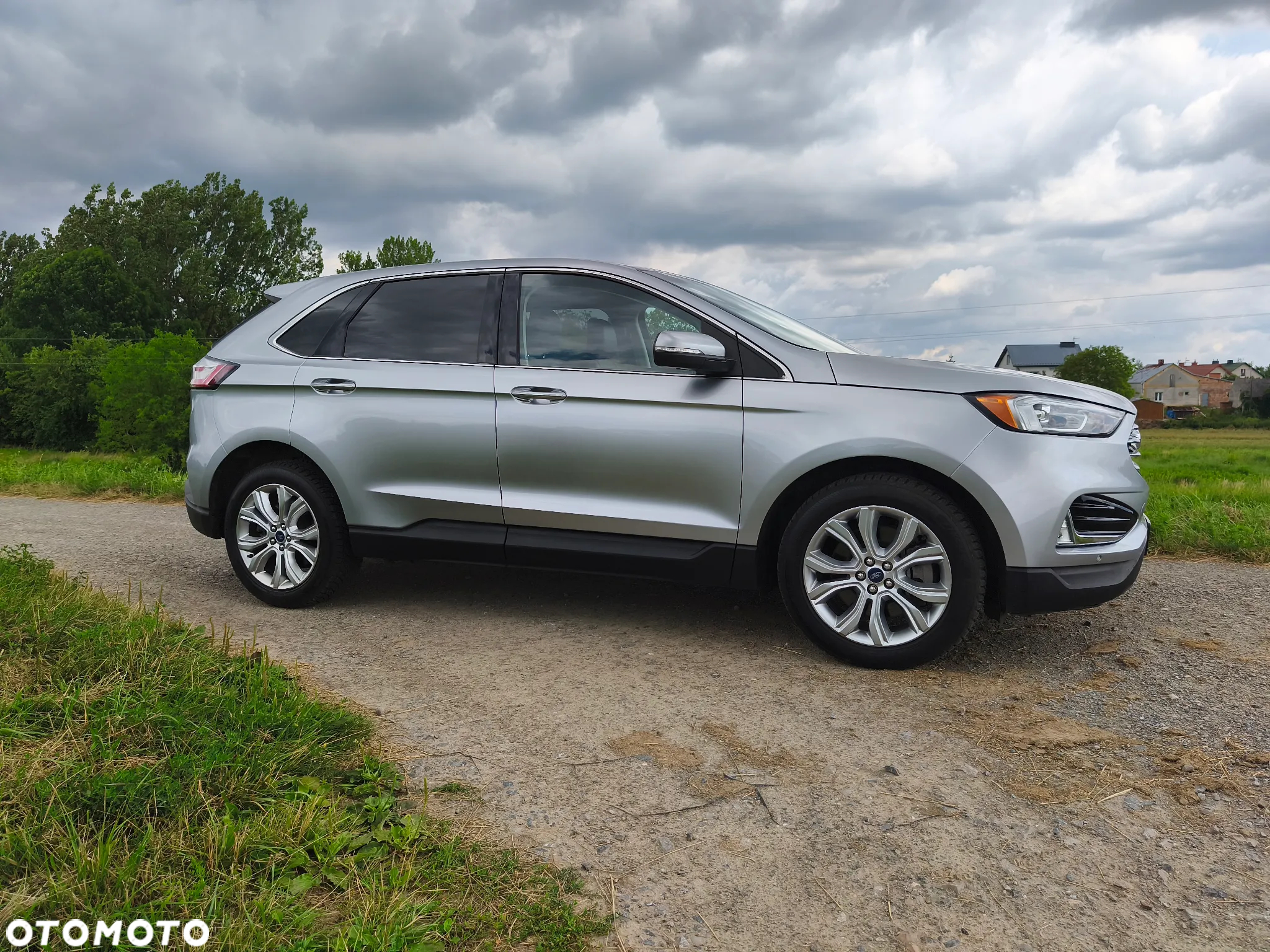 Ford Edge - 9