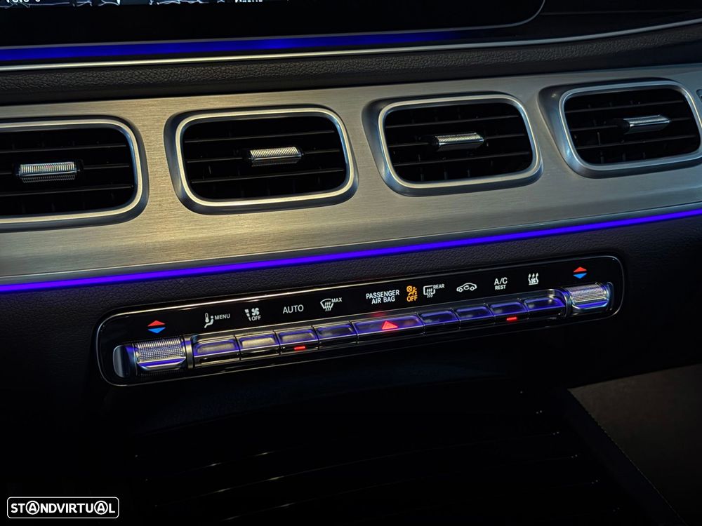 Mercedes-Benz GLE 350 e 4Matic 9G-TRONIC AMG Line — fotografia 38