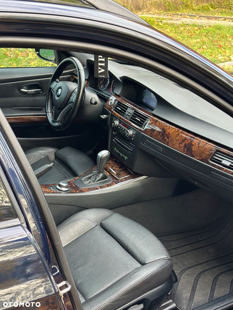 BMW Seria 3 - 18
