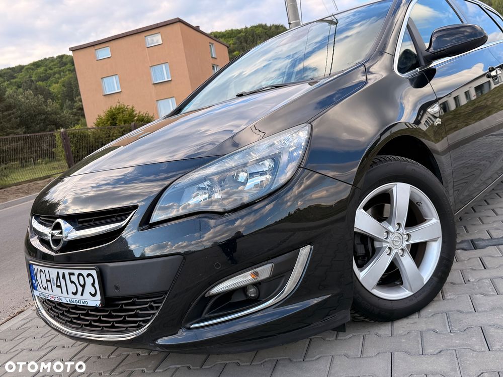 Opel Astra 1.4 T Essentia - 4