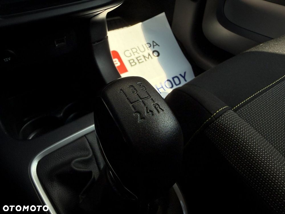 Citroën C3 1.2 PureTech Feel - 25