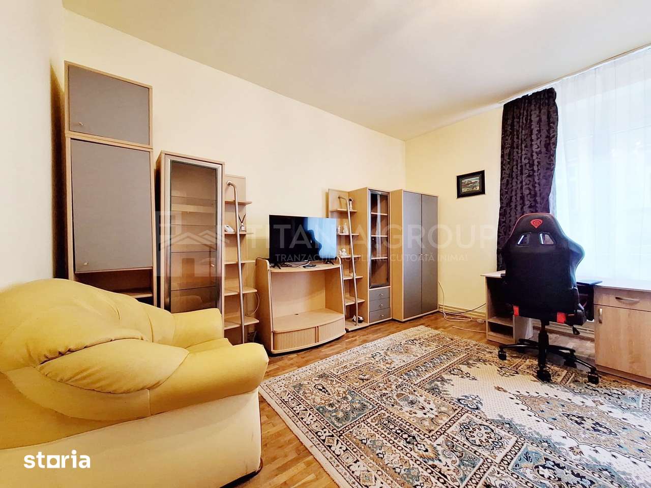Garsoniera in centrul istoric, pretabila pentru studenti — fotografia 1