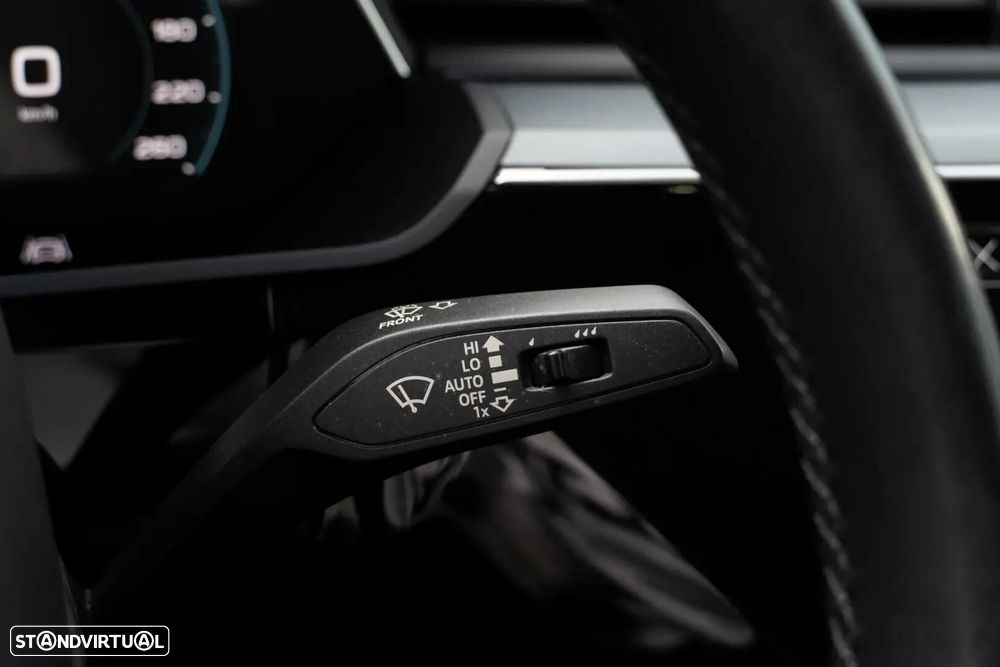 Audi e-tron Sportback - 30