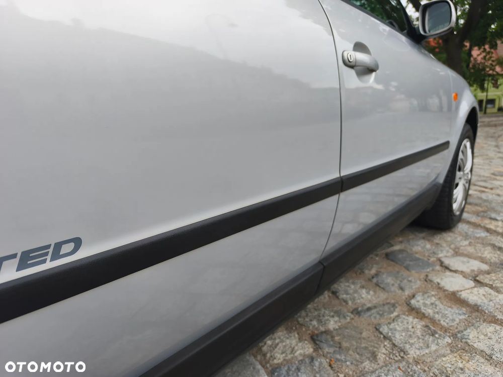 Volkswagen Passat - 7