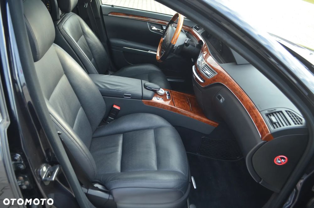 Mercedes-Benz Klasa S 350 CDI 4Matic DPF 7G-TRONIC BlueEFFICIENCY - 33