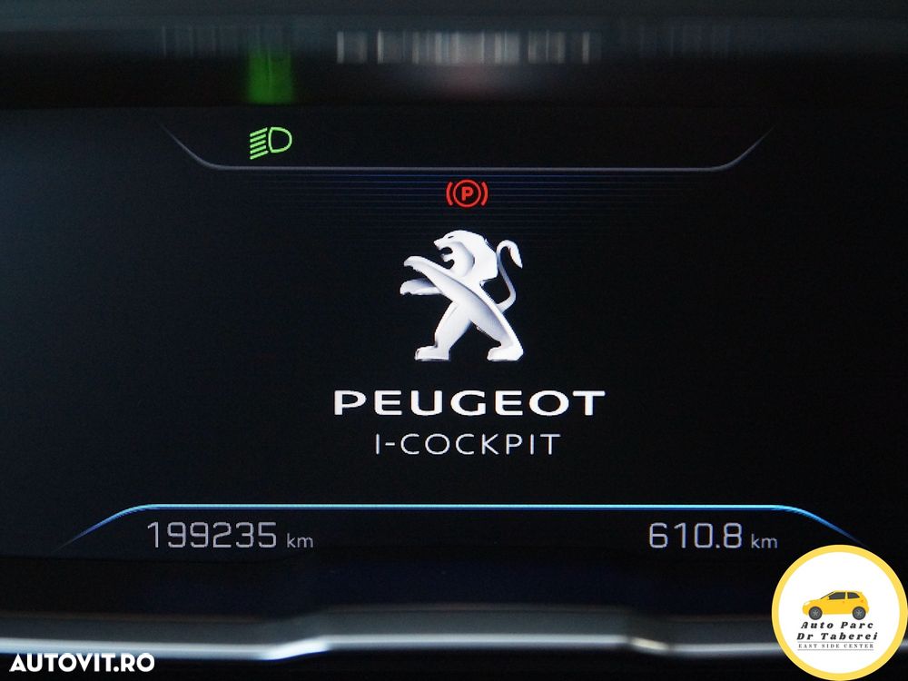 Peugeot 5008 1.6 BlueHDI EAT6 Active - 36