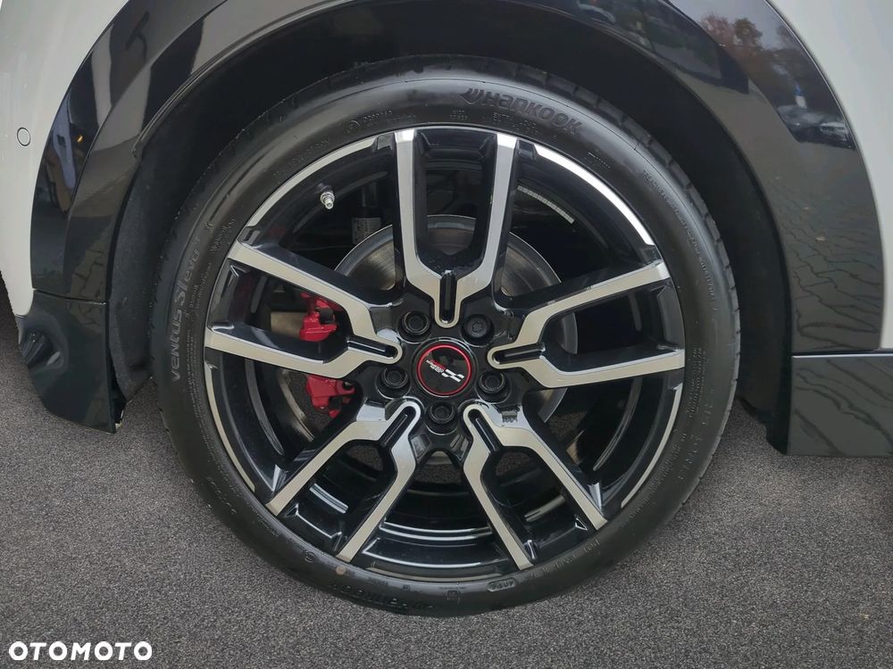MINI John Cooper Works - 17