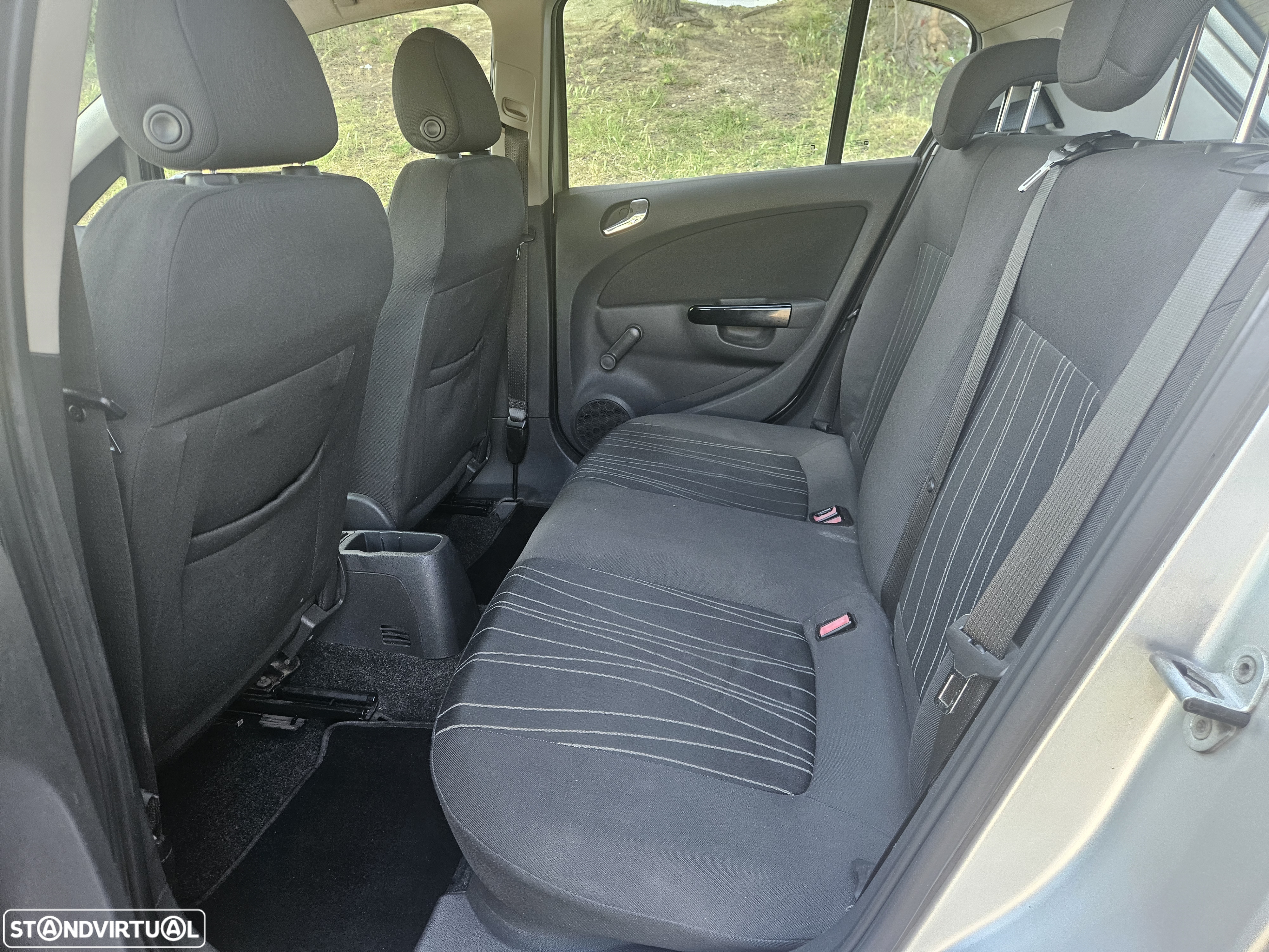Opel Corsa 1.3 CDTi Enjoy EcoFLEX - 22