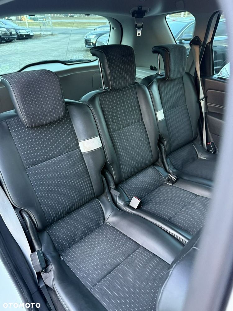 Renault Scenic - 17