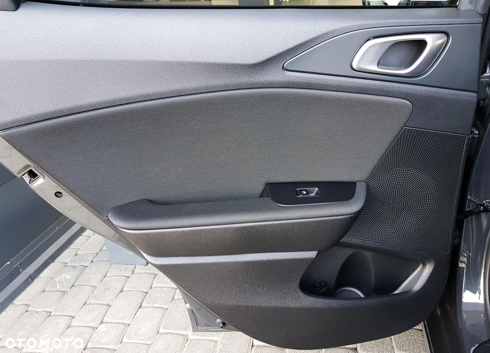 Kia XCeed 1.6 T-GDI M DCT - 25