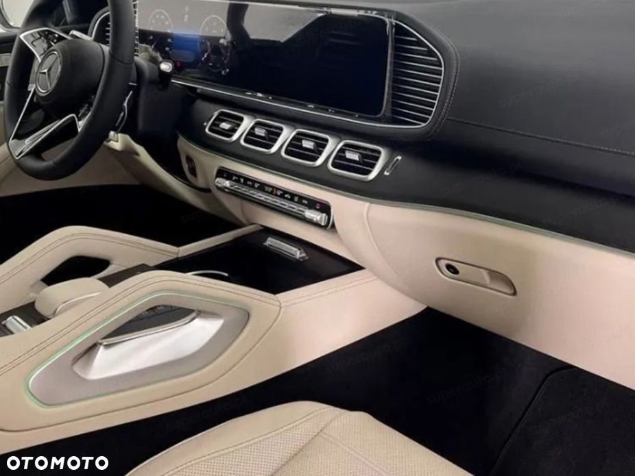 Mercedes-Benz GLE - 11