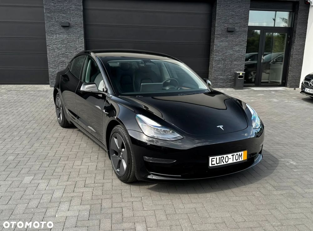 Tesla Model 3 Langstreckenbatterie Allradantrieb Dual Motor - 10