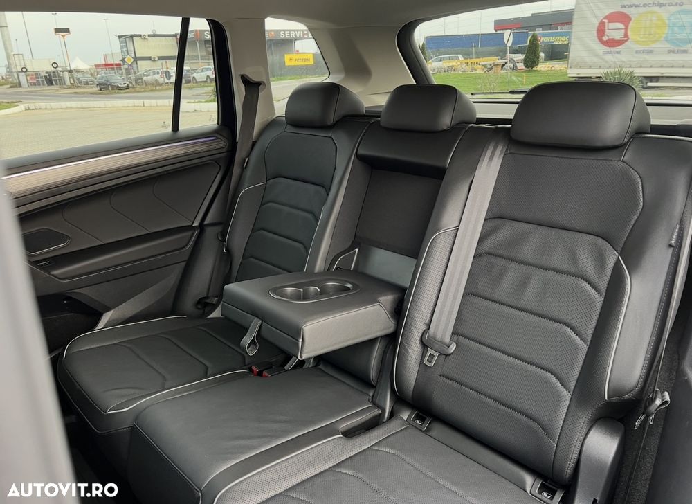Volkswagen Tiguan 2.0 TDI SCR DSG IQ.DRIVE - 30