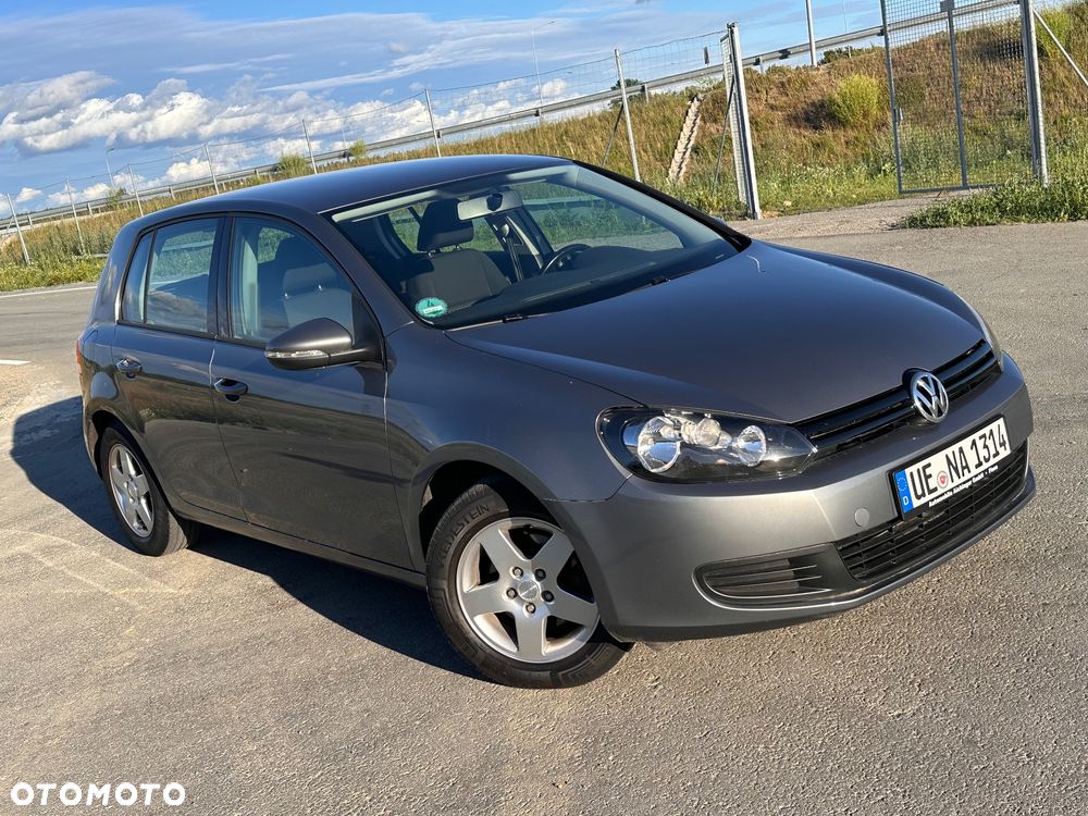 Volkswagen Golf - 5
