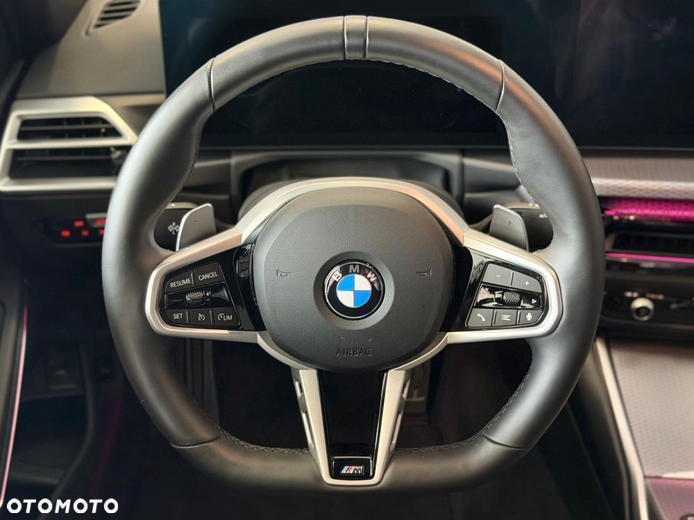BMW Seria 3 320i M Sport - 12