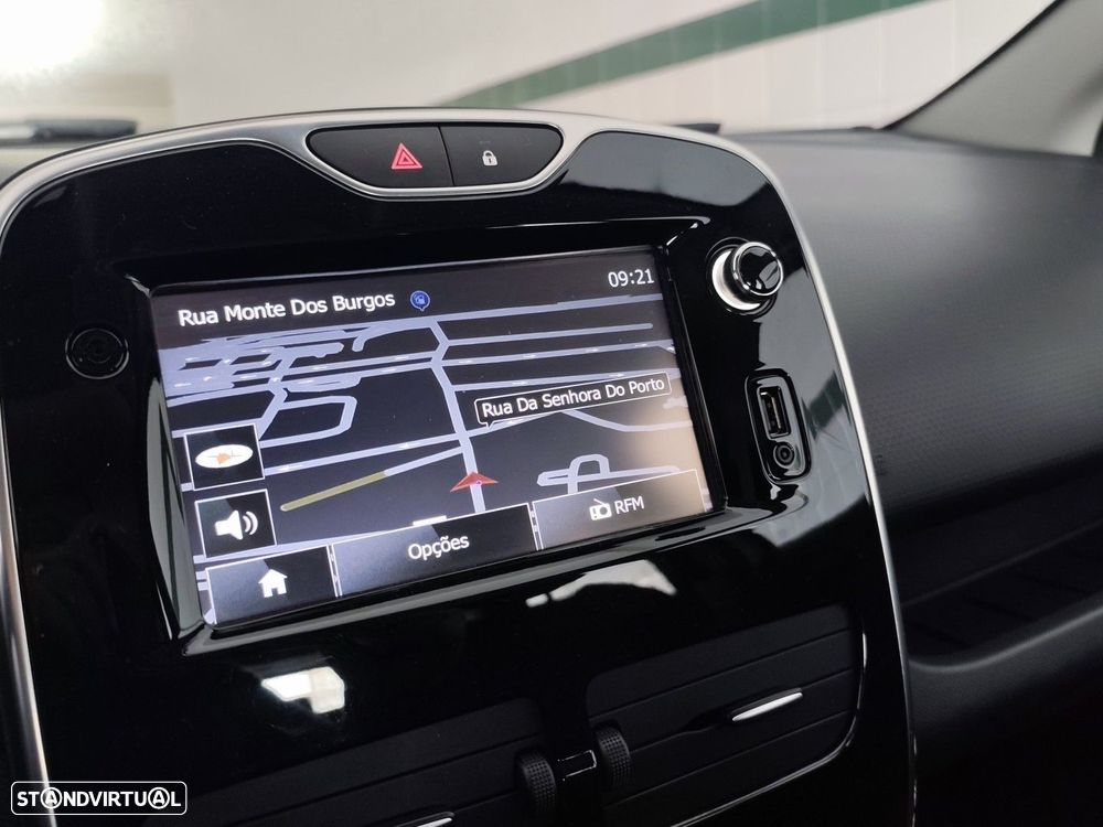 Renault Clio Sport Tourer 0.9 TCe Limited - 19