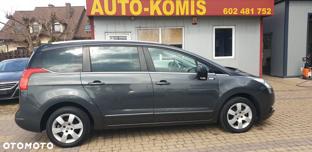 Peugeot 5008 - 7