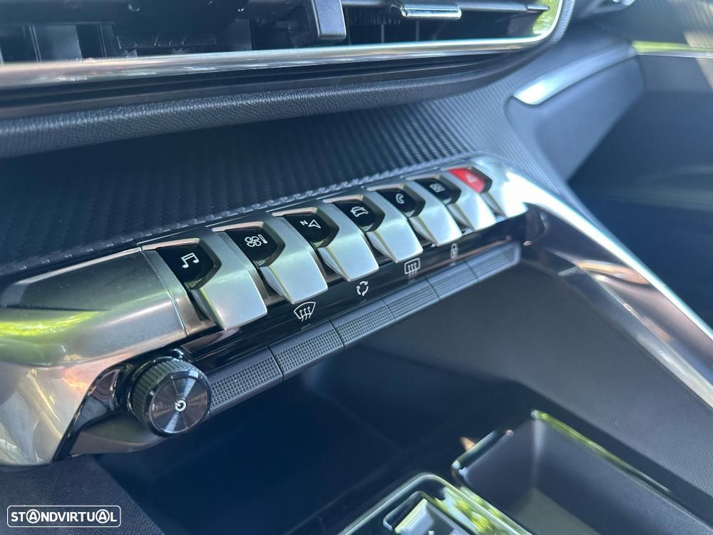 Peugeot 5008 1.5 BlueHDi Allure Pack EAT8 - 25