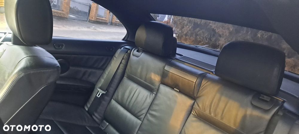 BMW Seria 3 320i - 14