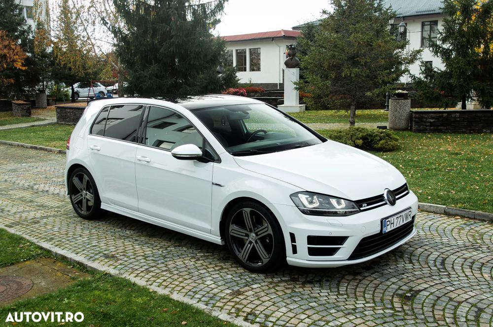 Volkswagen Golf - 27