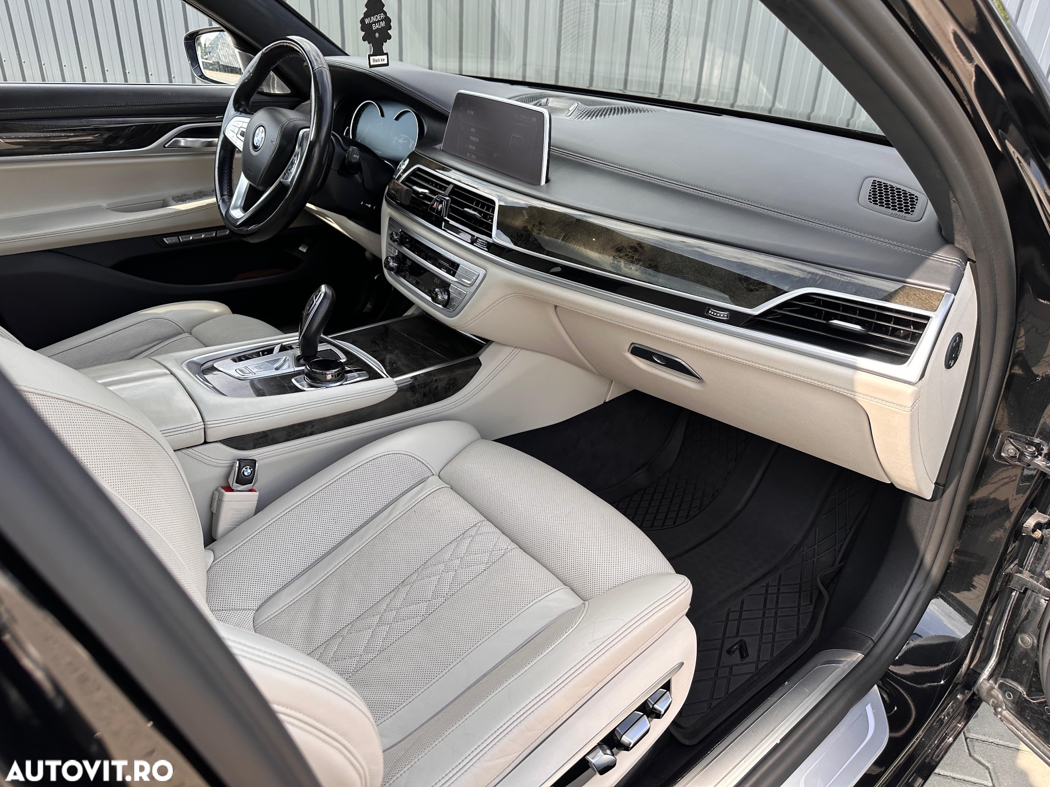 BMW Seria 7 730Ld xDrive - 13