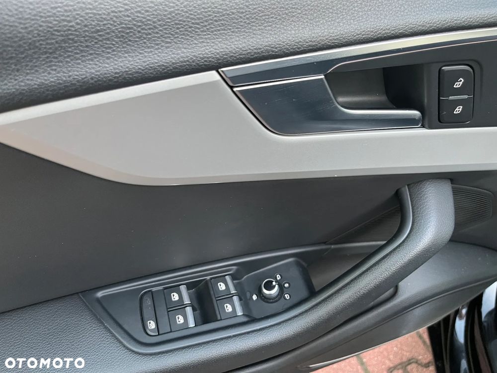 Audi A4 Avant 40 TFSI mHEV Advanced S tronic - 17