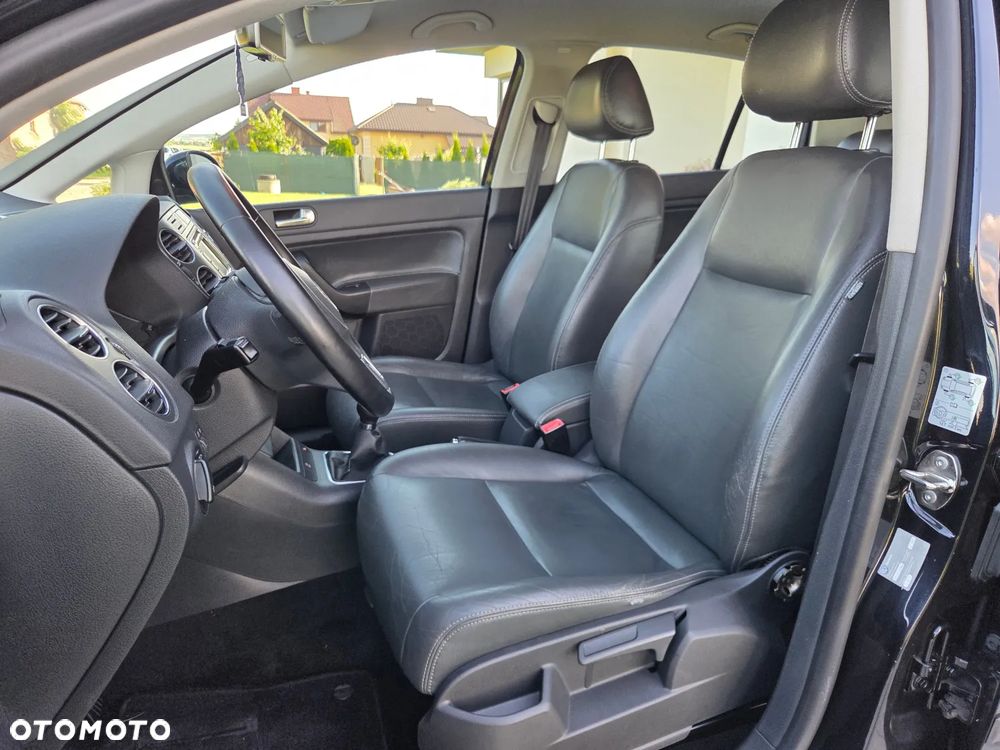 Volkswagen Golf Plus - 16