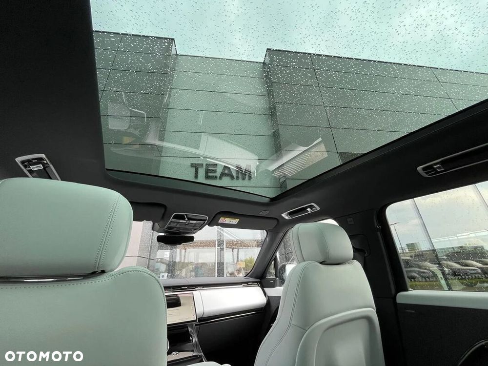 Land Rover Range Rover Sport - 15