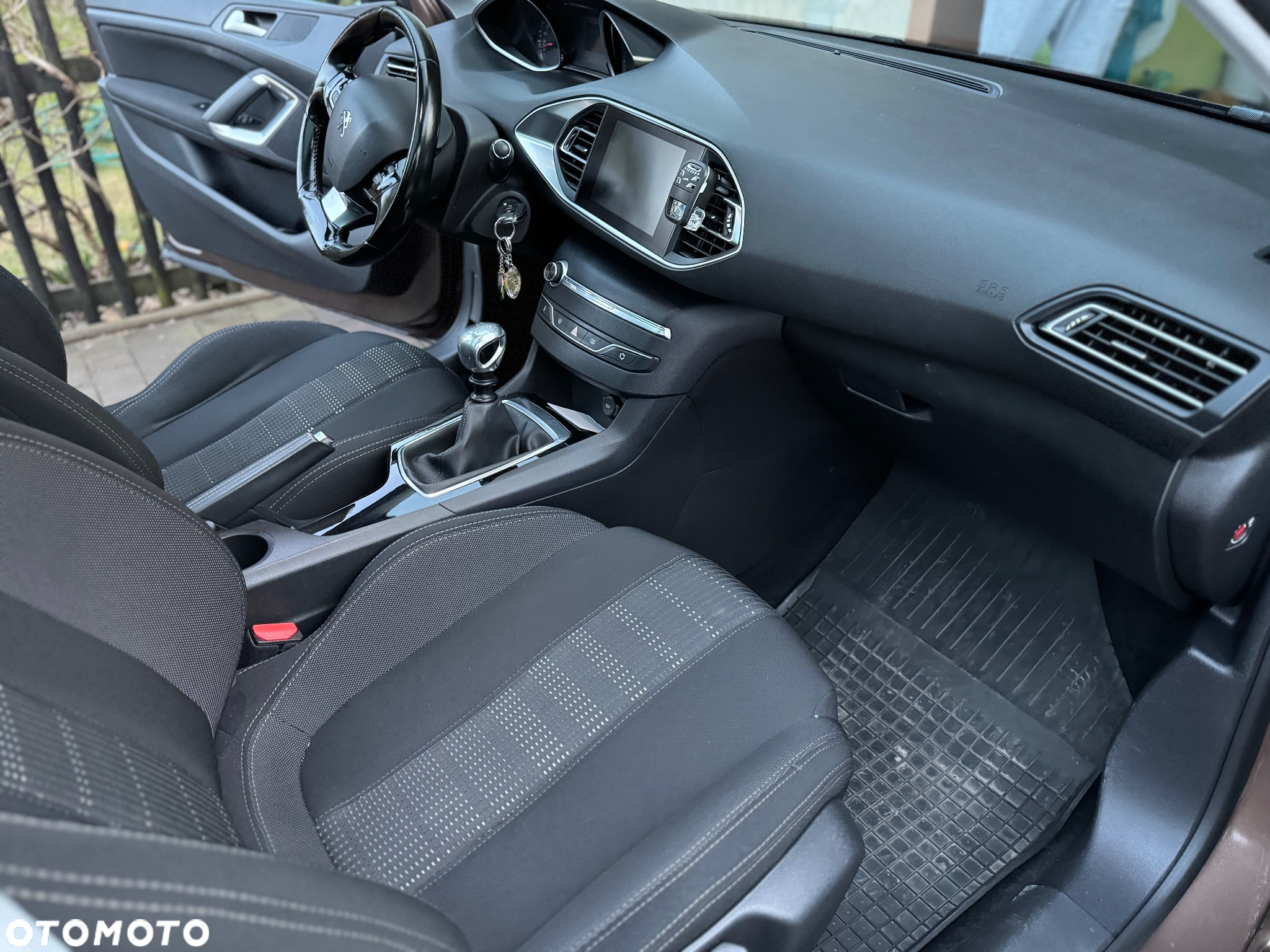 Peugeot 308 SW 1.6 BlueHDi Active S&S - 13