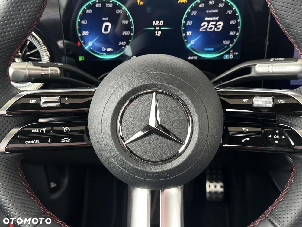 Mercedes-Benz CLA - 22