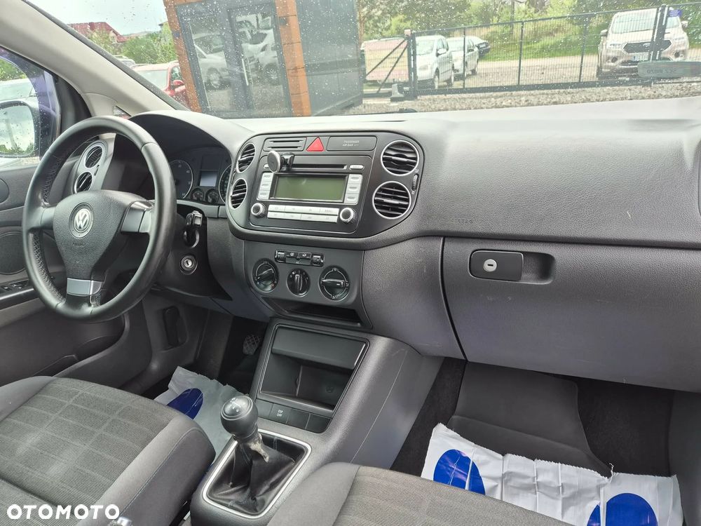 Volkswagen Golf Plus 1.9 TDI Sportline - 17