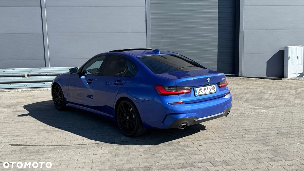BMW Seria 3 330i xDrive M Sport - 6