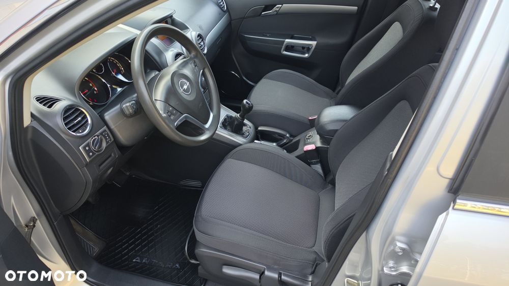 Opel Antara - 10