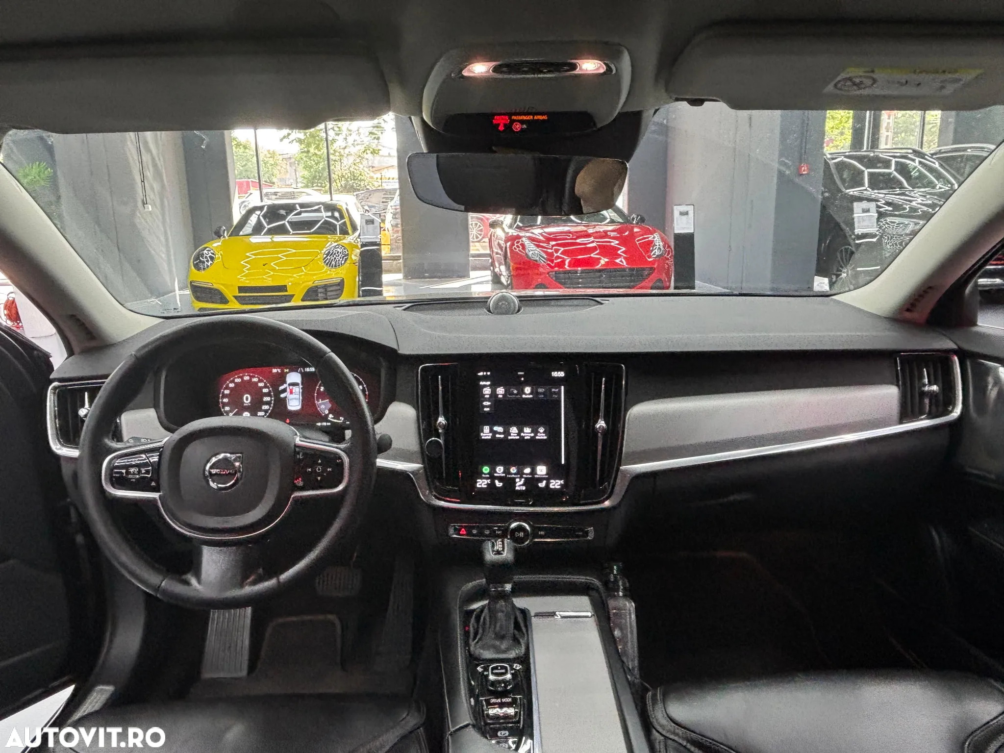 Volvo S90 T6 AWD Geartronic Momentum - 4